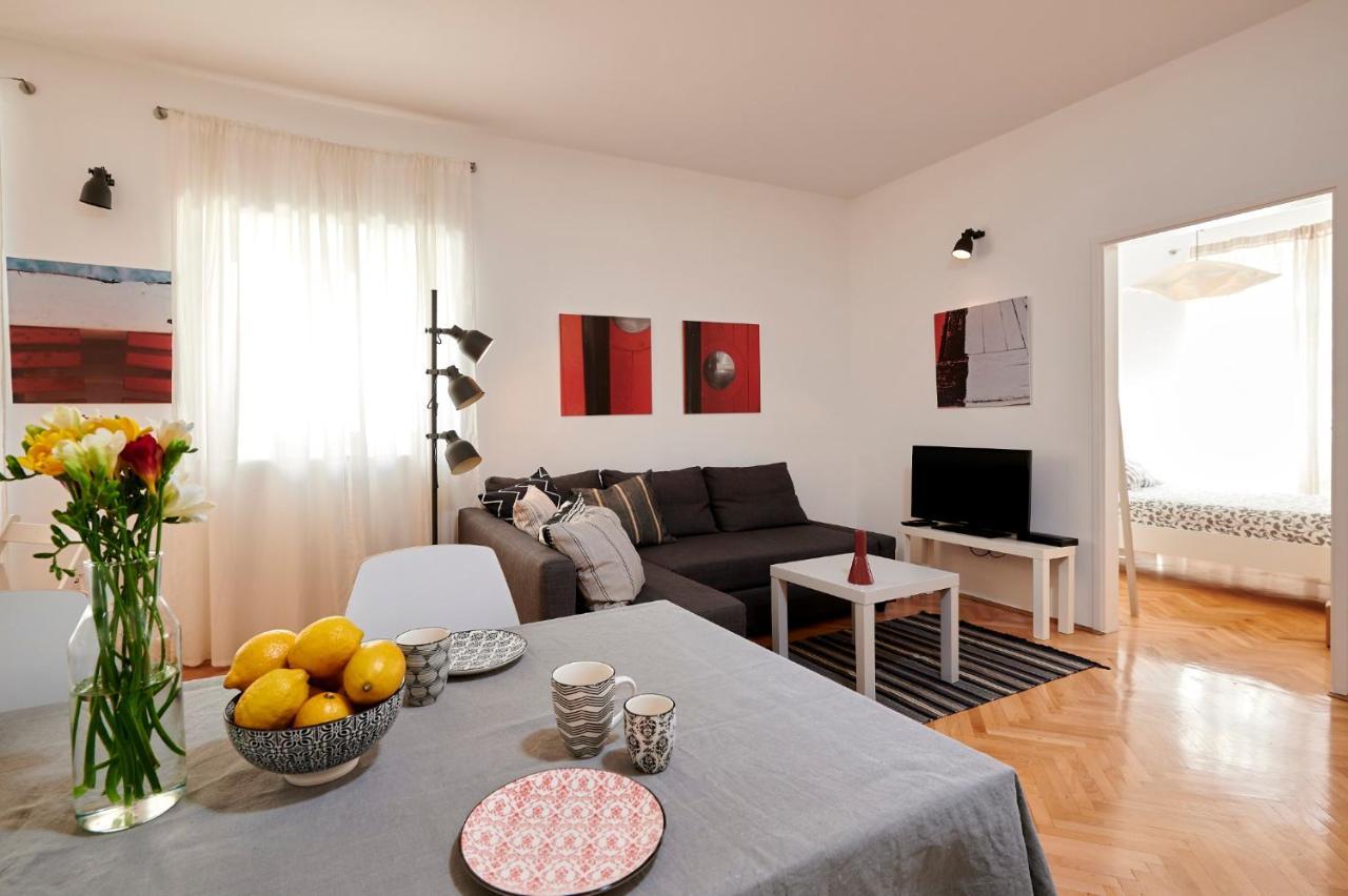 Apartment Tin โตรกีร์ ภายนอก รูปภาพ