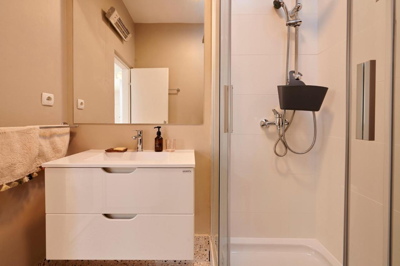 Apartment Tin โตรกีร์ ภายนอก รูปภาพ