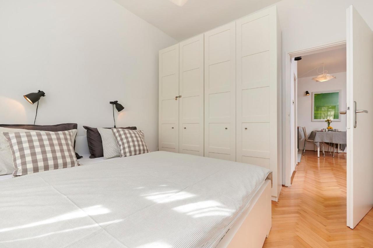 Apartment Tin โตรกีร์ ภายนอก รูปภาพ