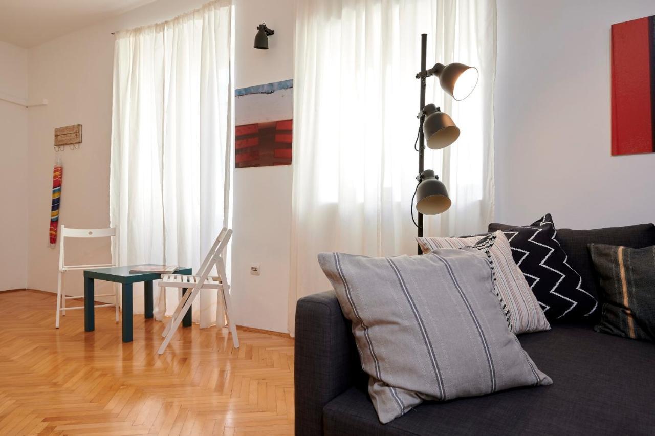 Apartment Tin โตรกีร์ ภายนอก รูปภาพ