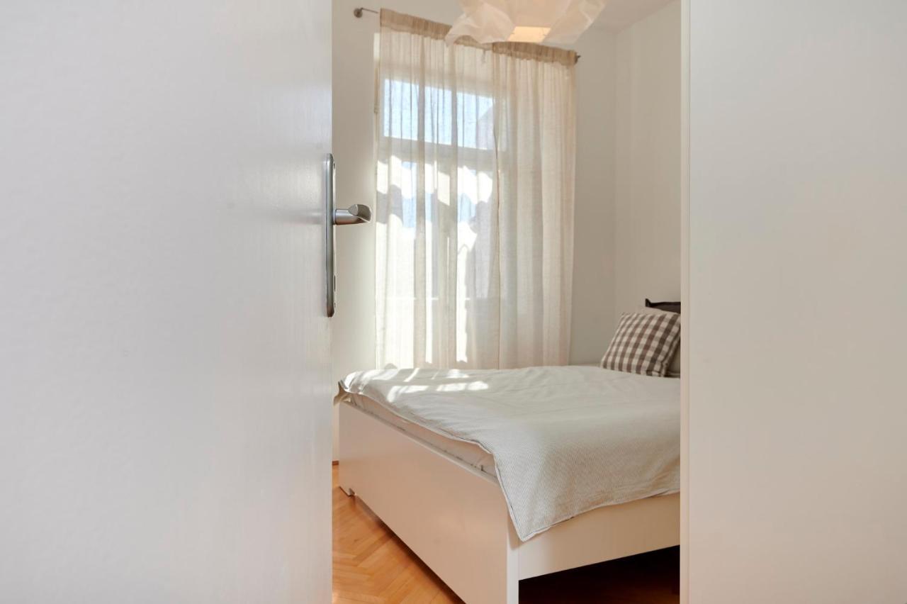 Apartment Tin โตรกีร์ ภายนอก รูปภาพ
